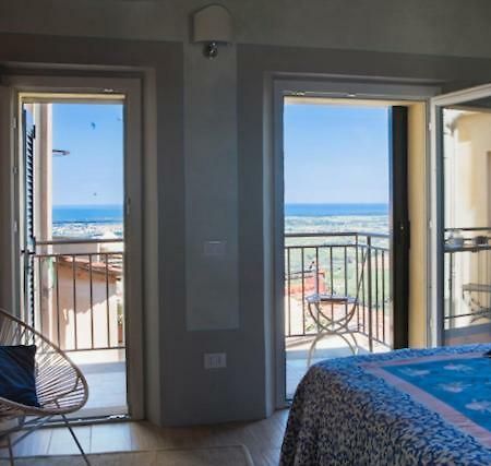 Ninnanannamare-Suite Apartment Castagneto Carducci Dış mekan fotoğraf